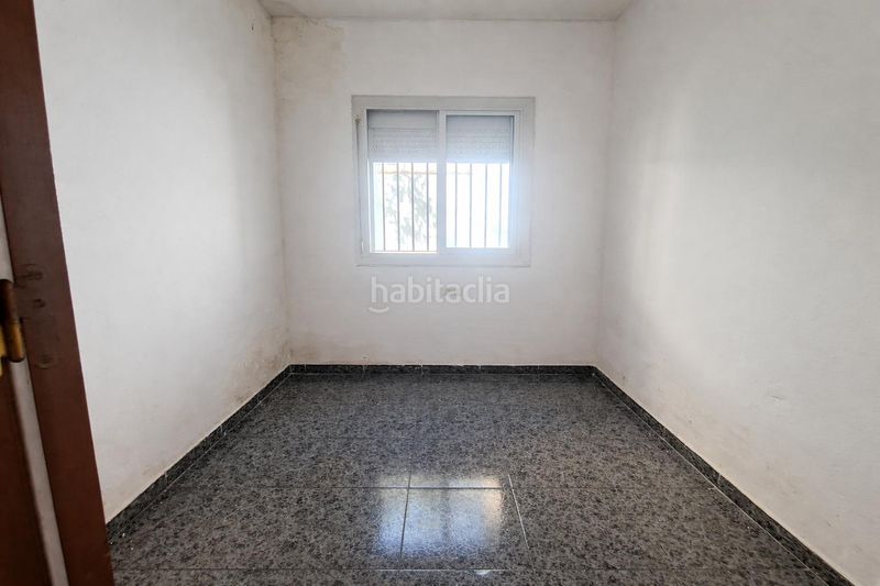 Foto 2ead850f-1f9f-45e0-ad28-85b4b3558433. Local comercial a Torre-romeu Sabadell