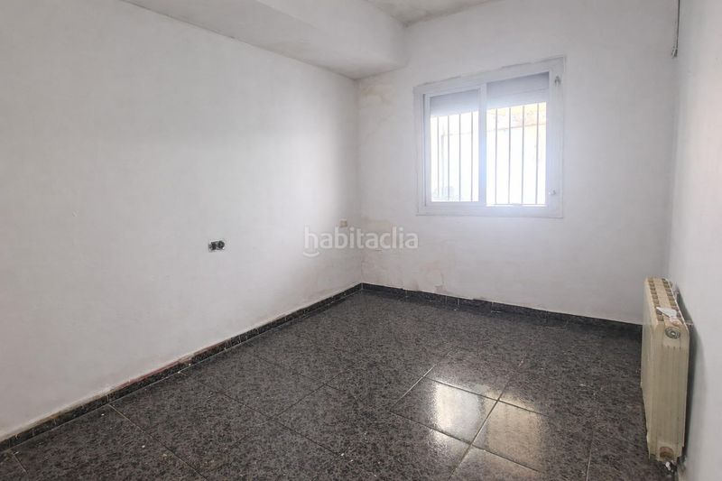 Foto bd5cf469-c700-4947-9f62-f5e521d7eac8. Local comercial a Torre-romeu Sabadell