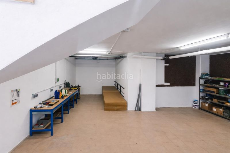 Foto 129a5d2d-8039-478e-b3eb-fad6fc5d14c0. Local comercial a Campoamor Sabadell
