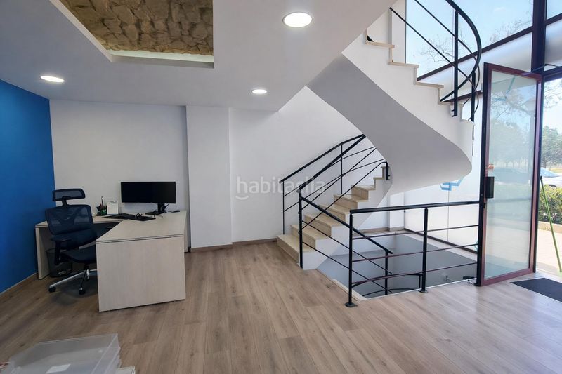 Foto 1d00a6e0-0d2d-424d-bc01-ce36beb484cb. Local comercial a Campoamor Sabadell