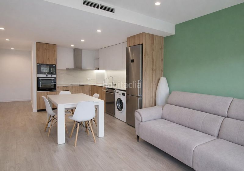 Foto 687a03a2-32fa-41fd-b21b-40c1cc00987d. Pis amb aparcament piscina a Martorelles