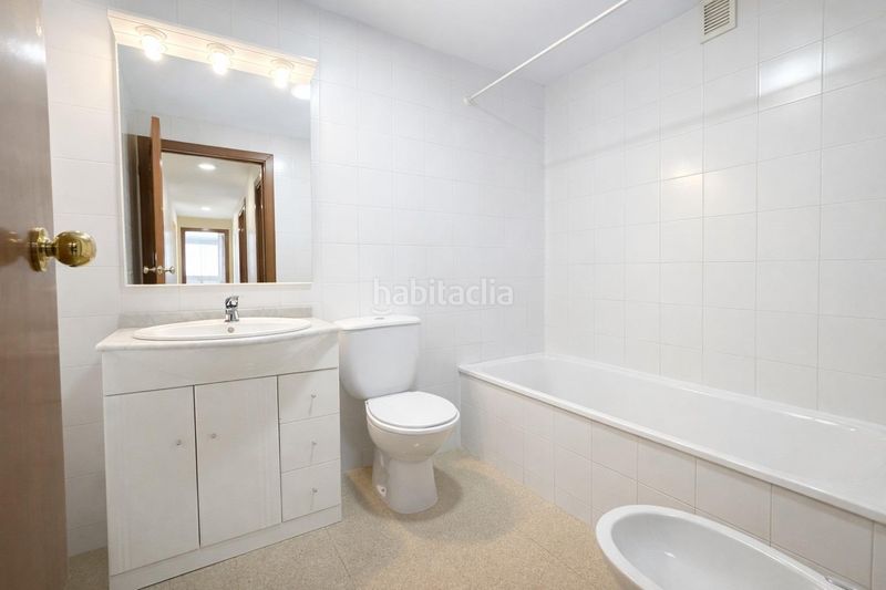 Foto 078700bf-2c1e-4623-8e67-d0969c376f6a. Pis amb aparcament a Can Llong Sabadell