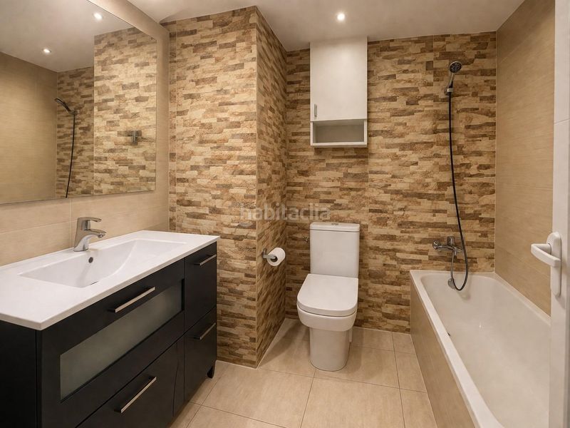 Foto d23ca3ae-63f5-441a-838e-ea5600e3ddf0. Maison dans Eixample Sabadell