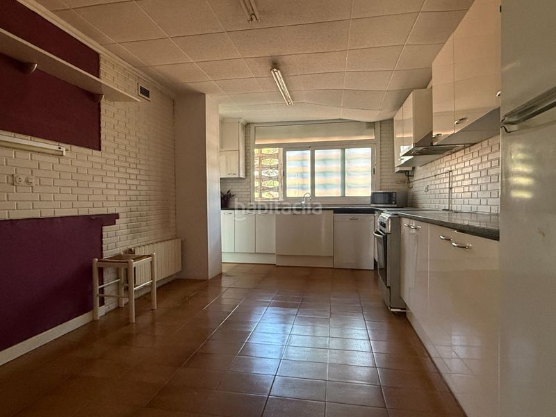 Foto 39b3bf09-3b7a-4041-8d37-abf48ae821e8. Apartament amb aparcament piscina a Gava Mar Gavà