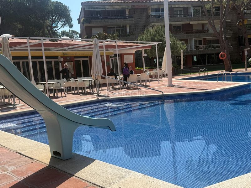 Foto b39e7d59-8fe4-43b3-bffc-74daf3984e13. Apartament amb aparcament piscina a Gava Mar Gavà