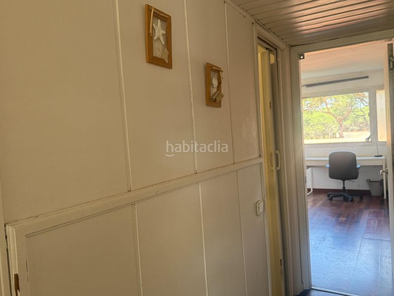 Foto e591d8f8-996a-401f-ae08-064f8f66f64b. Apartament amb aparcament piscina a Gava Mar Gavà