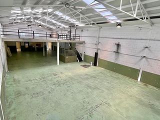 Lloguer Nau industrial  De la noguera. Nave industrial a passatge noguera de castellar del vallès!