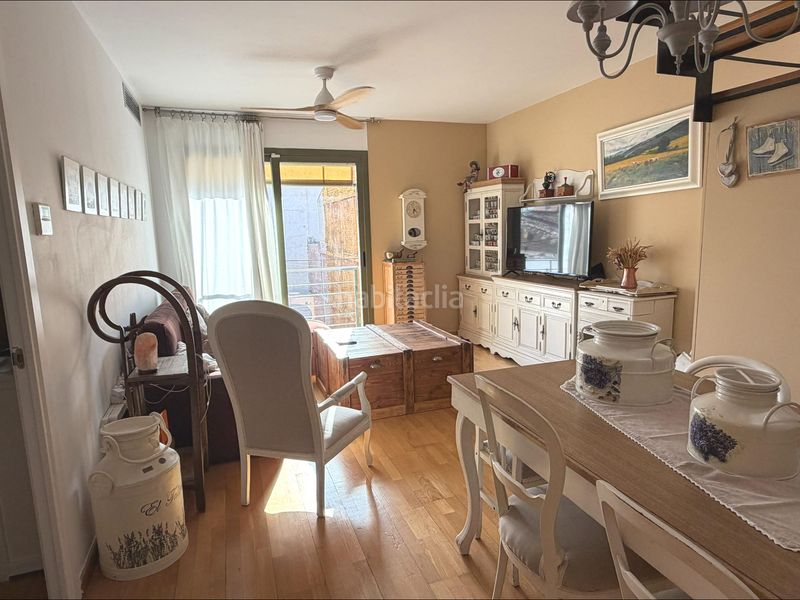 Foto 01819dce-3691-4e45-8635-18094a432fdc. Duplex con parcheggio in Centre Sabadell