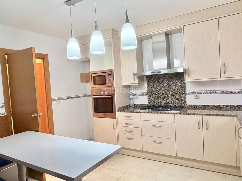 Foto c7d28f6c-12ee-416e-a995-782f8848fd45. Casa aparellada amb calefacció aparcament a Ullastrell