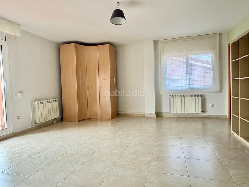 Foto c8dd19bd-944d-448d-827e-f2f6b375eb97. Casa aparellada amb calefacció aparcament a Ullastrell