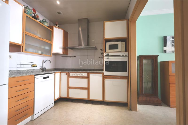 Foto 0fdb6366-42ad-4141-82c3-70ea9b2c0356. Casa amb calefacció aparcament a Centre Sabadell