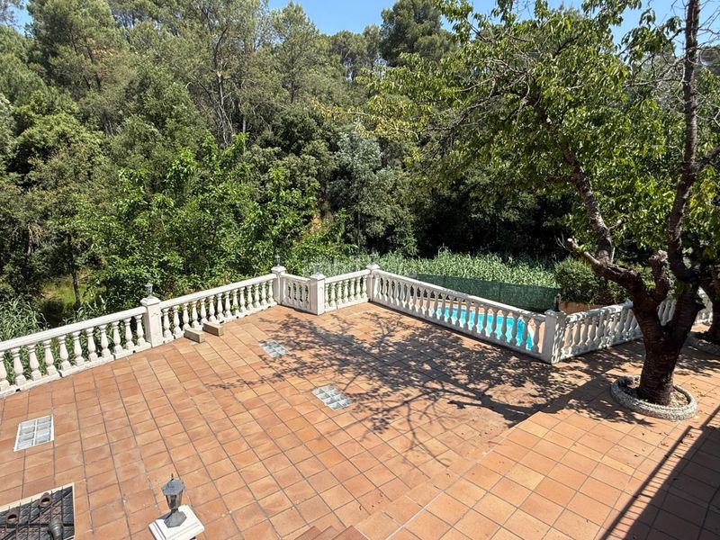 Foto 42459278-4ab5-4a3e-b5a6-605c7deea59b. Xalet amb calefacció aparcament piscina a Can Font-Ca n'Avellaneda Castellar del Vallès