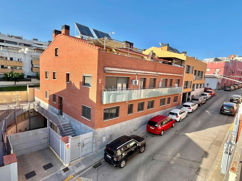 Foto f7d54bfa-a2ae-44d8-a126-ac370c3799f4. Casa adossada amb calefacció aparcament a Torre - Sana Terrassa