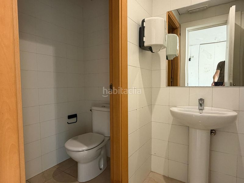 Foto 2dbd0a24-335a-4b8a-899b-383912c0960a. Local comercial a Centre Sabadell