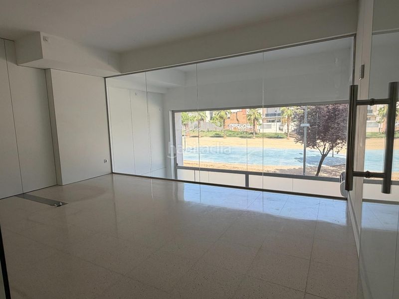 Foto 8873e3ef-2619-4395-b5c6-1a73792bb643. Local comercial a Centre Sabadell
