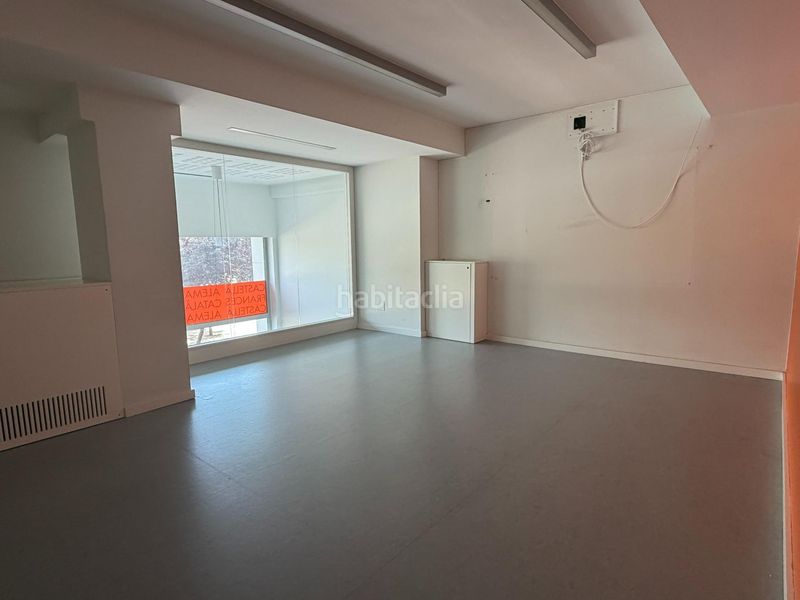 Foto a8cbe52f-814d-4848-a10e-59eebc2acc1c. Local comercial a Centre Sabadell