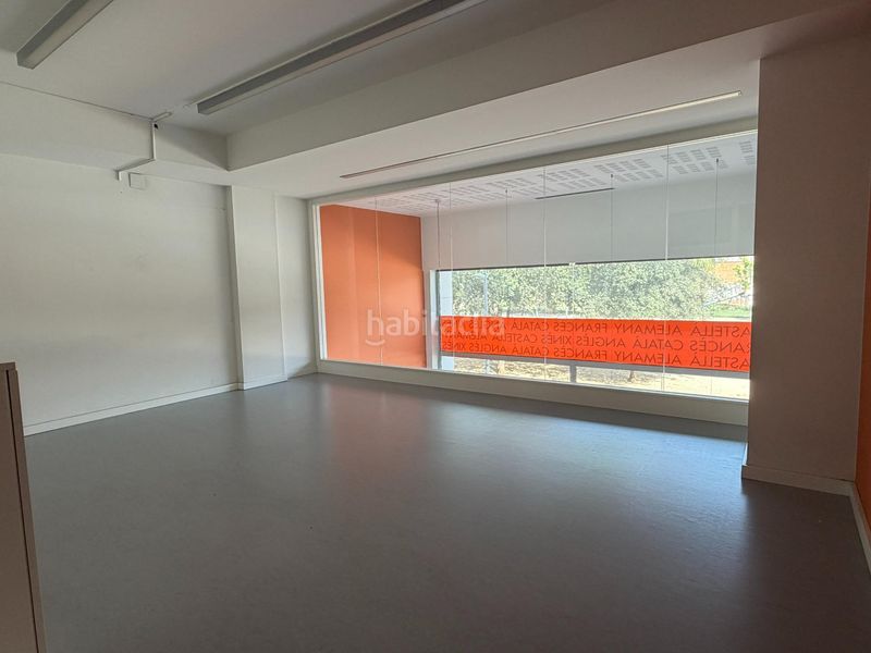 Foto e44dfa92-3d58-4f40-890f-4ede9bc790c1. Local comercial a Centre Sabadell
