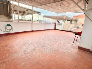 Semi detached house  Terradets de. Encantador adosado en sabadell  tu nuevo hogar te espera por 232