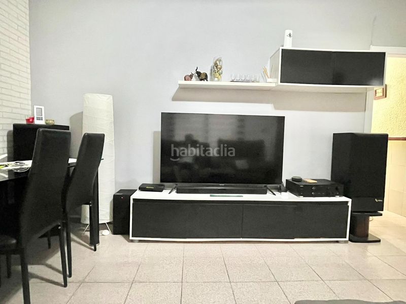 Foto cc311dd3-3b27-48d7-babf-7085c3161b3d. Casa adossada a Torre-romeu Sabadell