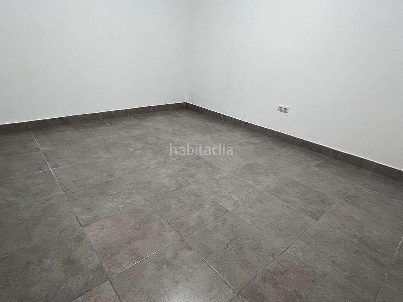 Foto c73e0f8f-ef7e-4ae5-ad74-297e21a52021. Masia amb calefacció aparcament a Castellserà