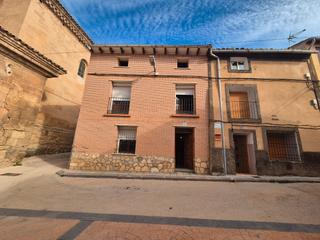 Casa a Calle barrio verde 11. Casa de pueblo en moyuela