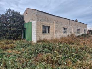Landgut in Camino corbera alta 102. Terreno rústico con nave cerca del mercazaragoza