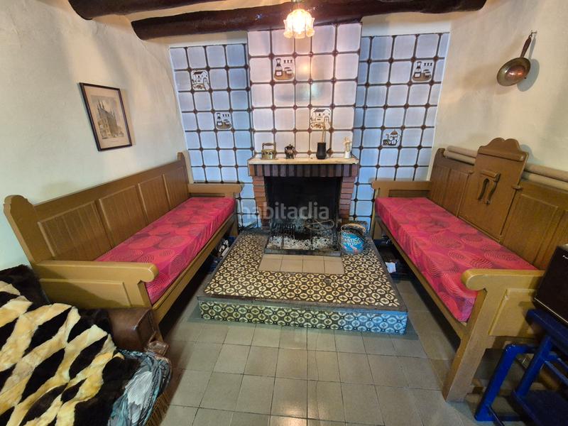 Foto acc291b5-afa1-405c-87f2-d98f01d53020. Masia a calle lacambra 21 a Aguilón