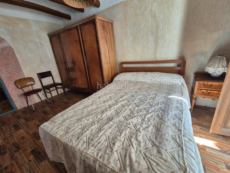 Foto df953cc4-2479-4737-8a7c-1e238f2704ec. Masia a calle lacambra 21 a Aguilón