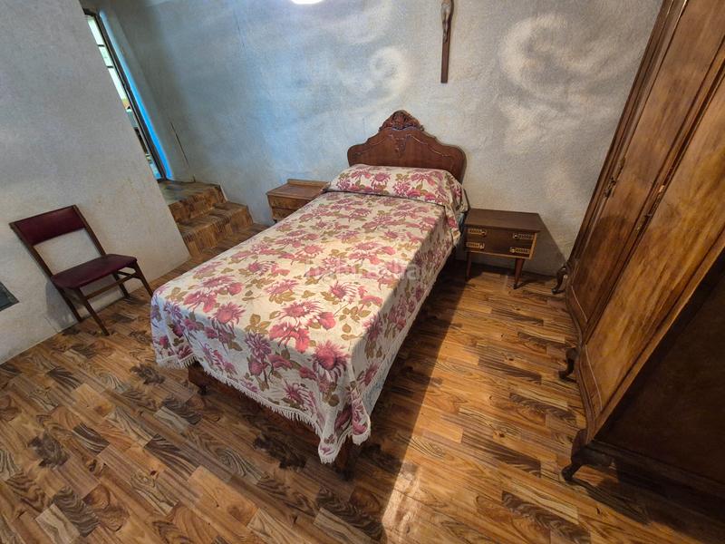 Foto e0985d68-7ff8-40ee-9796-8e17dec7d798. Masia a calle lacambra 21 a Aguilón