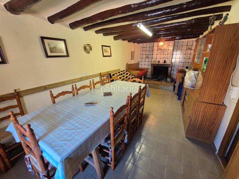 Foto ea815f23-122c-4b42-9989-a07fe7c47b59. Masia a calle lacambra 21 a Aguilón