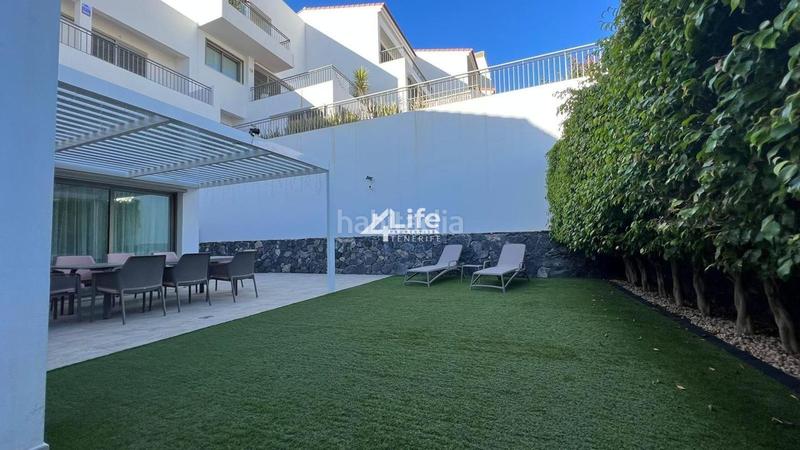 Foto 8ad841a3-bd22-400b-b272-88ffe3019757. Planta baixa amb aparcament a La Caleta Adeje