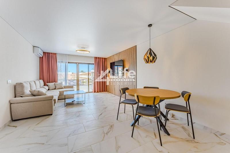 Foto 03e00798-01e9-40d8-abce-33849790dd25. Dúplex amb aparcament a Costa del Silencio Arona