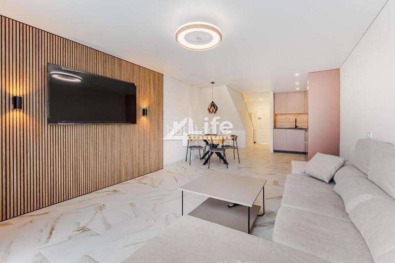 Foto 2ed8c464-6019-48b5-ba6e-d0ecc84fc783. Dúplex amb aparcament a Costa del Silencio Arona