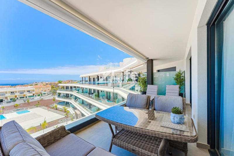 Foto b3164f95-0fa6-4069-8525-0f70853a84e6. Appartement avec parking piscine dans Playa Fañabé Alto Adeje