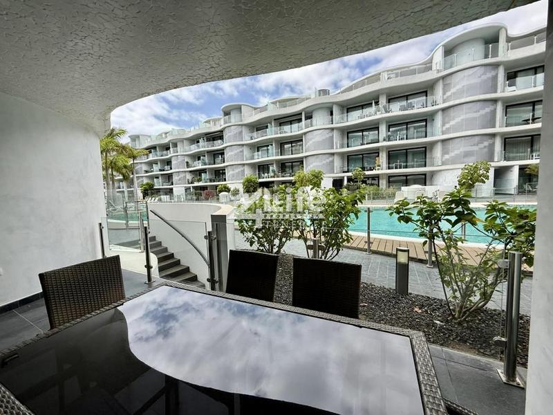 Foto 796579df-ef82-4d98-81a8-60e4c570a448. Alquiler planta baja apartamento de 2 dormitorios palm mar en Arona