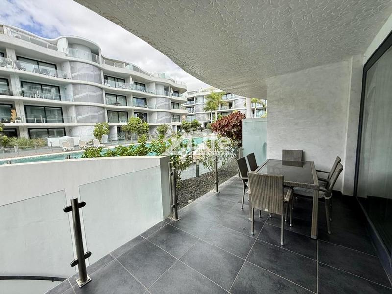 Foto 922a8176-352d-482a-9d4e-9d64ddb34bb9. Alquiler planta baja apartamento de 2 dormitorios palm mar en Arona
