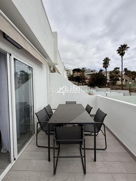 Foto 54d6dcb9-7f04-40ed-9e22-57f68143dae4. Piano terra con piscina in San Eugenio Alto Adeje
