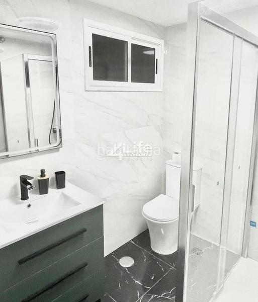 Foto 477b7870-f55f-40ff-b4f9-cb63029a40a1. Casa con parcheggio piscina in Playa Fañabé Alto Adeje