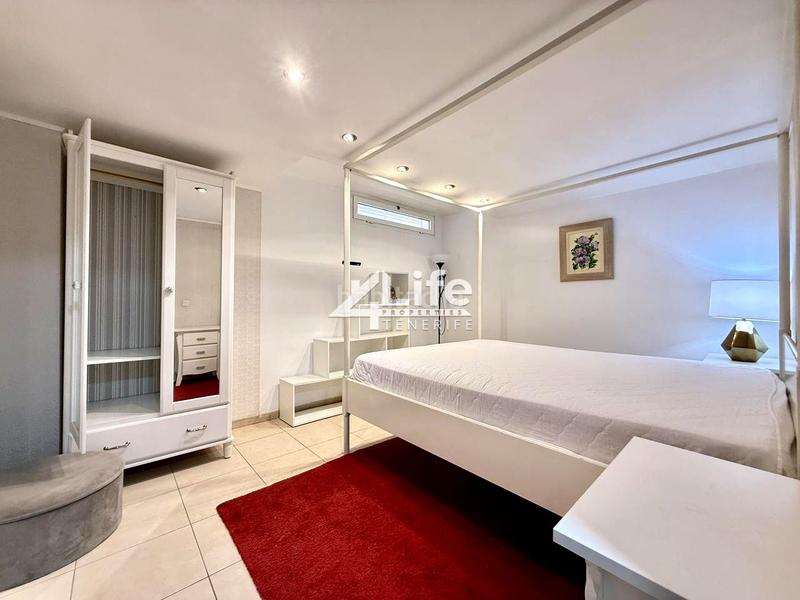 Foto 04819428-12c3-4c06-bd94-4767510c5621. Casale con parcheggio piscina in Playa Fañabé Alto Adeje