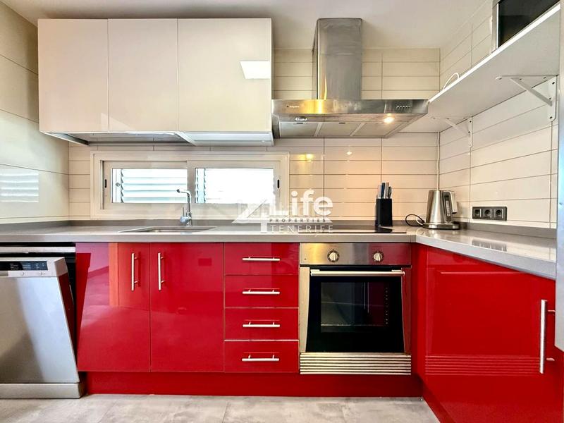 Foto 4cb6eed5-bfbd-4c38-bdab-81099598267f. Casale con parcheggio piscina in Playa Fañabé Alto Adeje