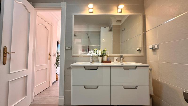 Foto 6b7567b2-1917-43d9-aa93-44d548cb7a03. Maison avec parking piscine dans Playa Fañabé Alto Adeje