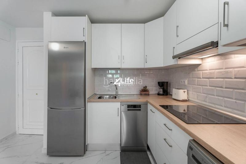 Foto 26e41dee-cf8e-4ff3-86d0-6573a49405bd. Apartamento en Los Cristianos Arona