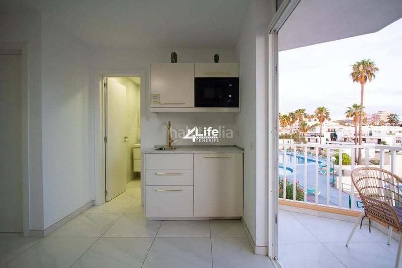 Foto 62f61f9b-c6a8-4658-b200-f2bd255e42a3. Appartement mit pool in Playa de las Américas Arona
