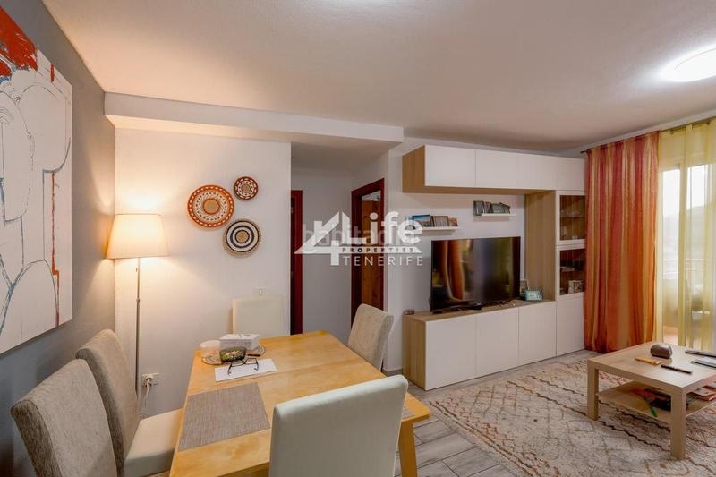 Foto adbb06dc-03e1-4e45-baf1-319b565c1077. Etagenwohnung mit parking in Casco Urbano Adeje