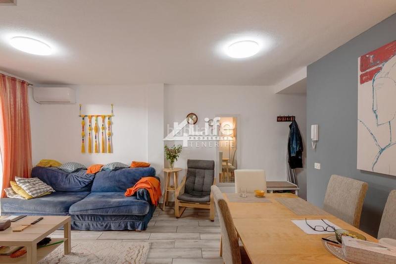 Foto e313fbb1-76e0-4640-9321-6654af6678fd. Etagenwohnung mit parking in Casco Urbano Adeje