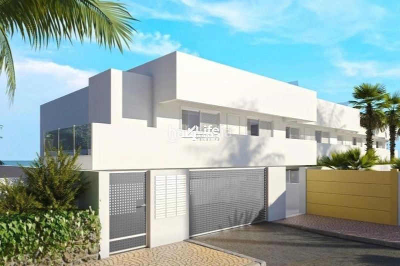 Foto 0be533da-7fc5-4e39-a2ee-3b8a3823f8c3. Apartament amb aparcament piscina a Costa del Silencio Arona