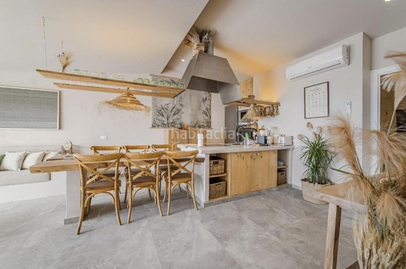 Foto 3e8780f9-1b33-4ad3-b6bc-ec0ce4e1cdaf. Casa amb piscina a Chayofa Arona