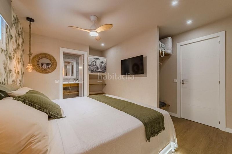 Foto a0c06aed-637a-4d70-8fb6-a4f4c5209dda. Casa amb piscina a Chayofa Arona