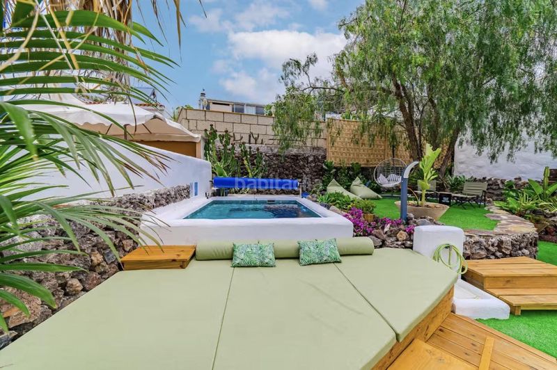 Foto f5483fa3-d0df-4ba2-8ea5-2aebda181c91. Casa amb piscina a Chayofa Arona