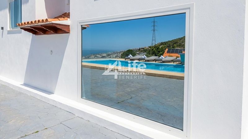 Foto 55636f78-b764-4768-8359-3fb6d8d711a2. Casa amb piscina a Barranco Hondo Candelaria